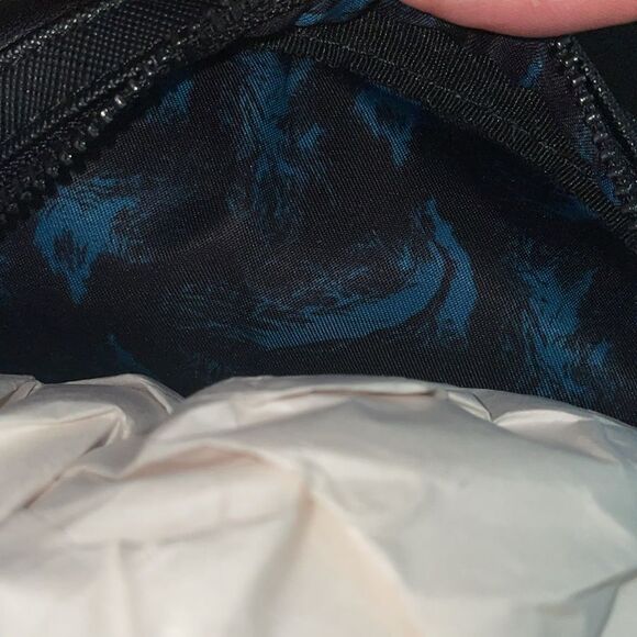 New loungefly Harry Potter demeanors glow in the dark mini book bag backpack - Picture 10 of 15